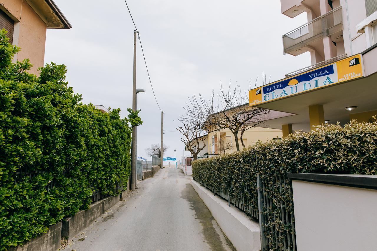 Hotel Villa Claudia Bellaria-Igea Marina Exteriör bild